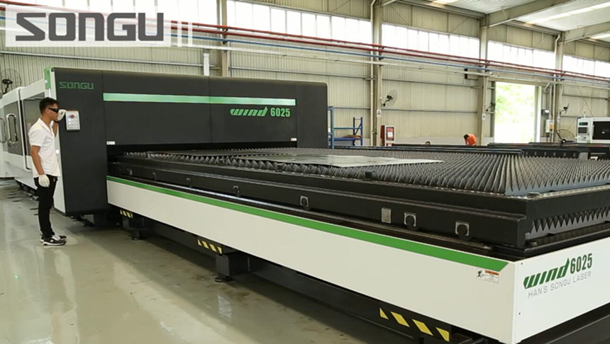 10000w光纖激光切割設備,10000w光纖激光切割機,1000瓦光纖激光切割機