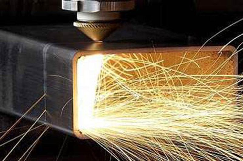 激光三維切管機